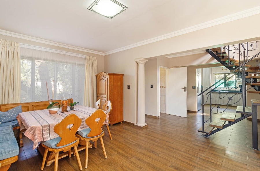 5 Bedroom Property for Sale in Milnerton Ridge Western Cape